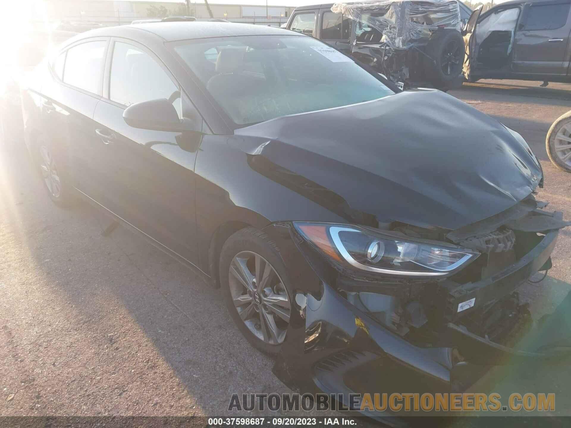 5NPD84LF5JH306777 HYUNDAI ELANTRA 2018