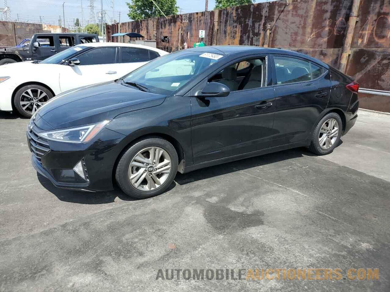 5NPD84LF5KH458009 HYUNDAI ELANTRA 2019