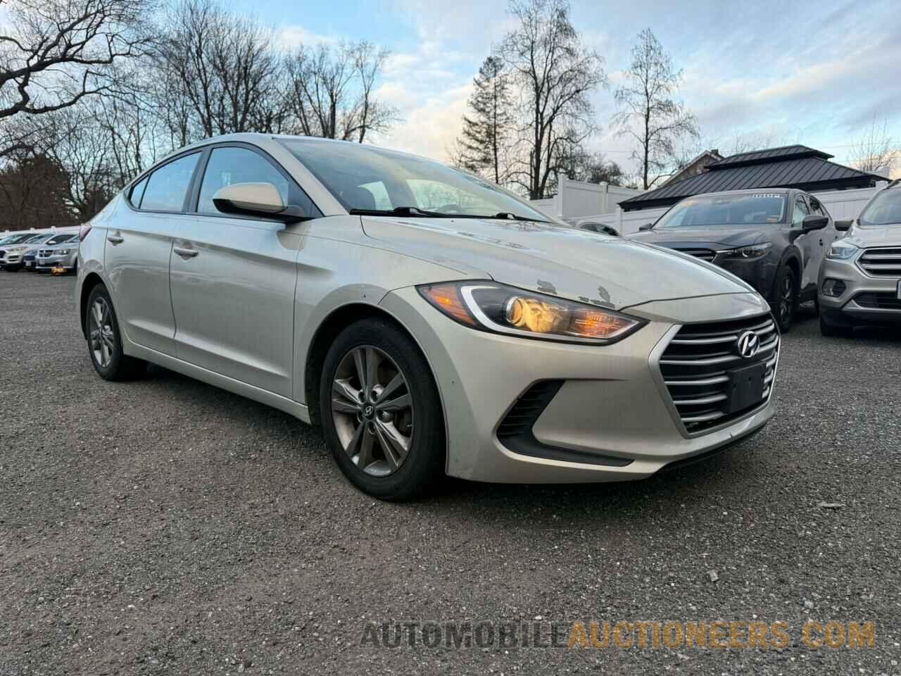 5NPD84LF6HH130798 HYUNDAI ELANTRA 2017