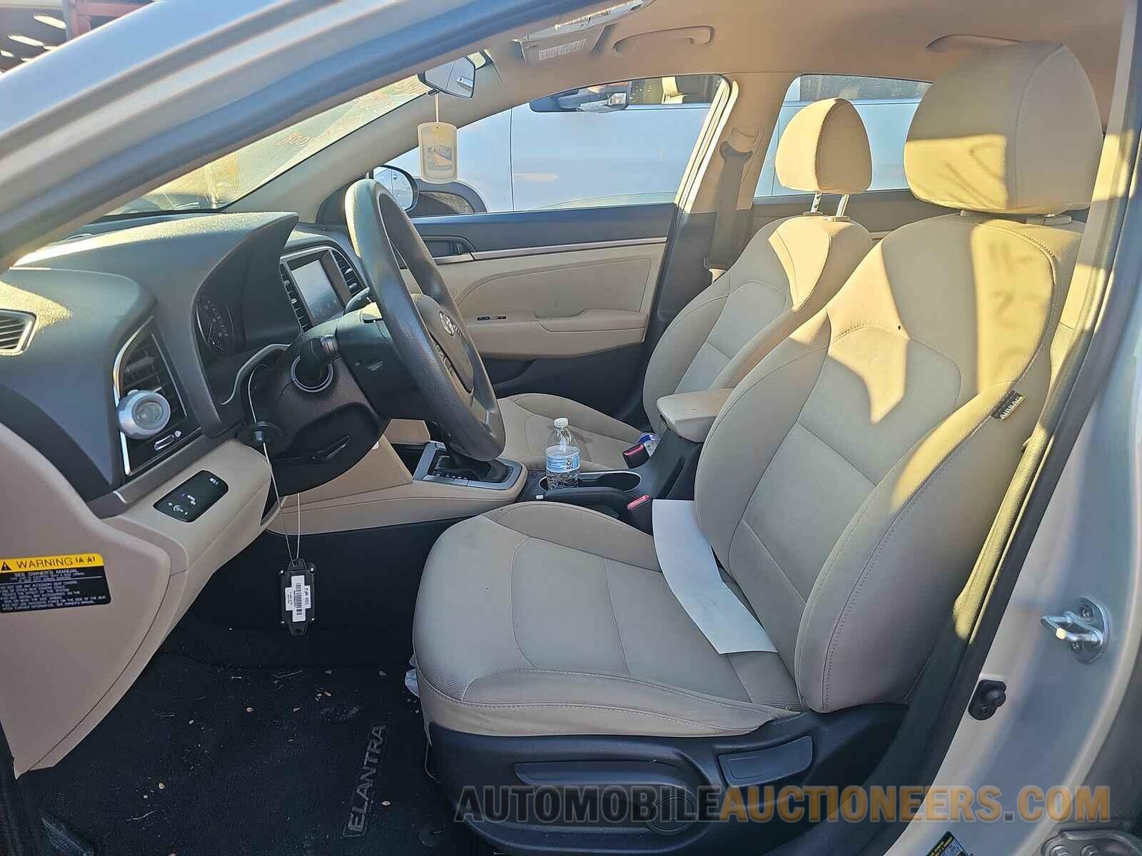 5NPD84LF8JH238961 Hyundai Elantra 2018