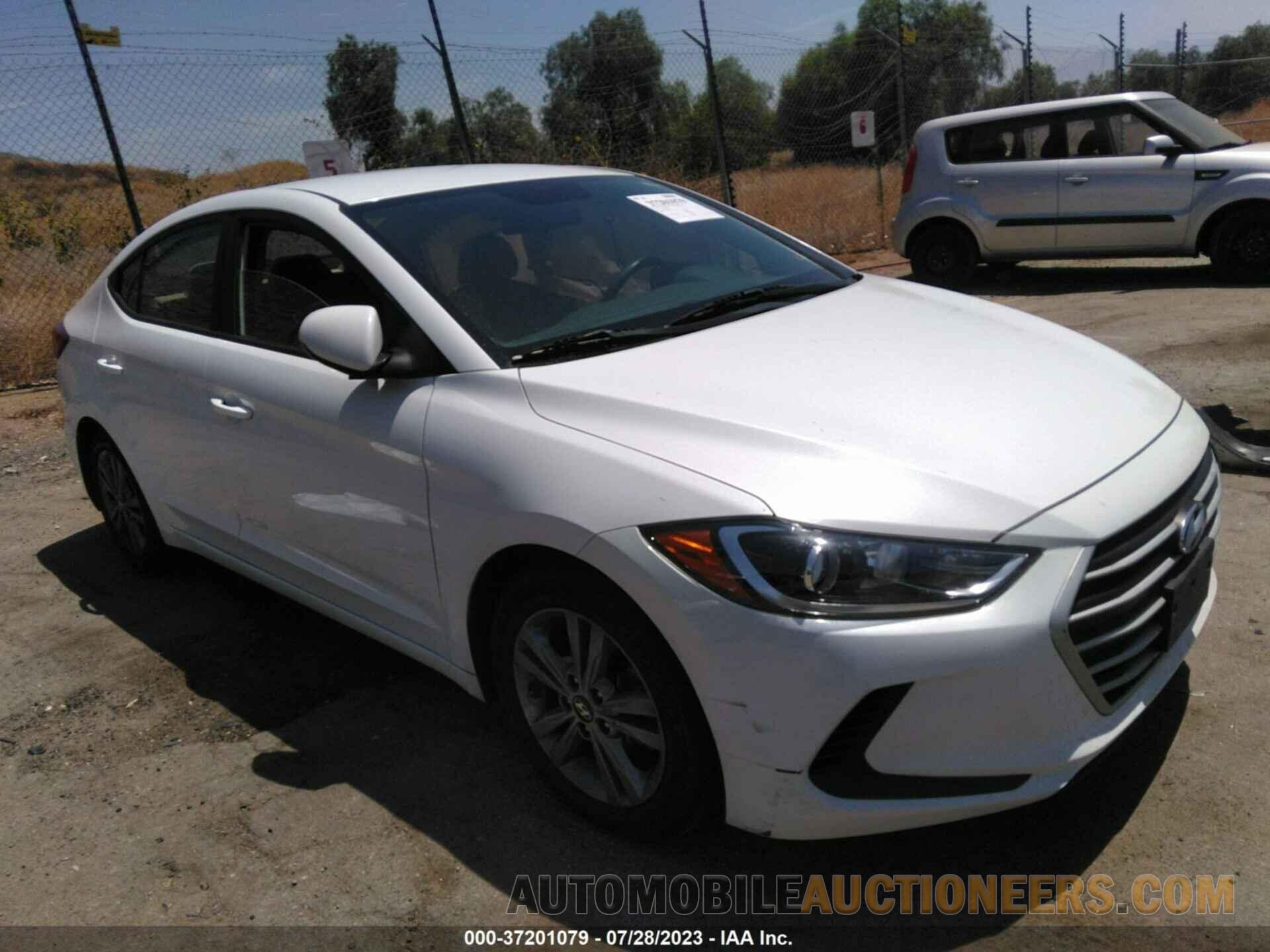 5NPD84LF8JH370876 HYUNDAI ELANTRA 2018