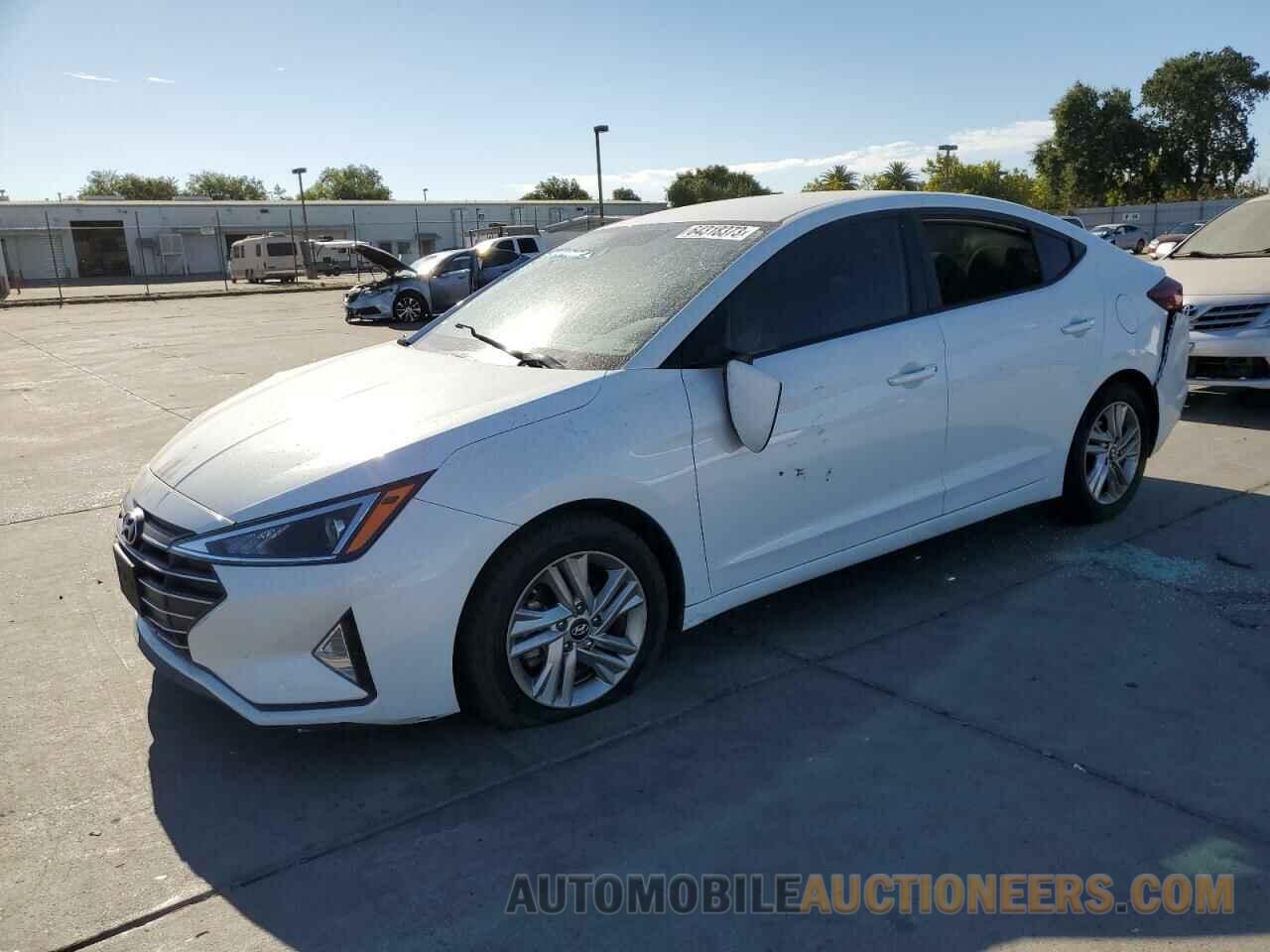 5NPD84LF8KH426977 HYUNDAI ELANTRA 2019