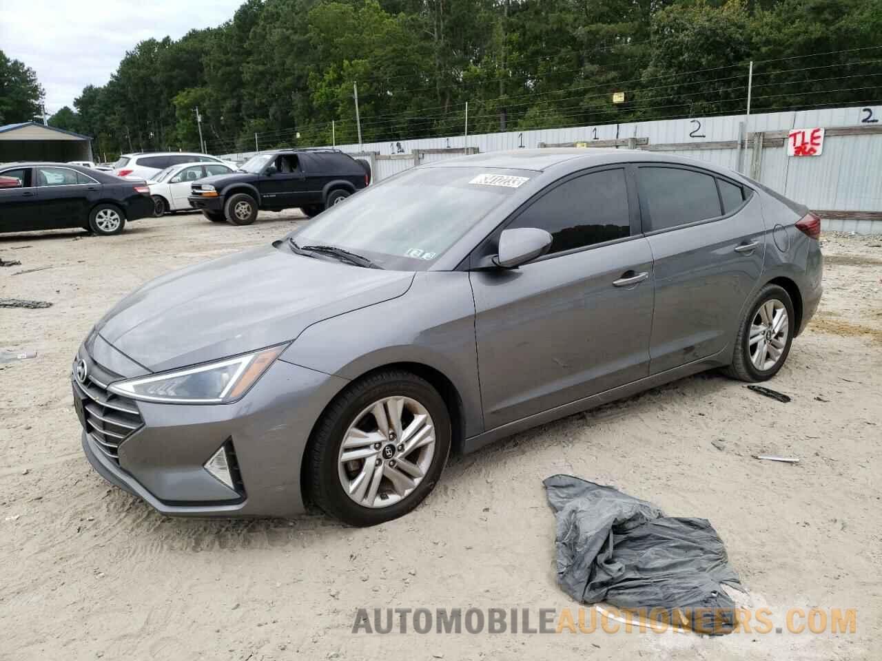 5NPD84LF8KH484989 HYUNDAI ELANTRA 2019