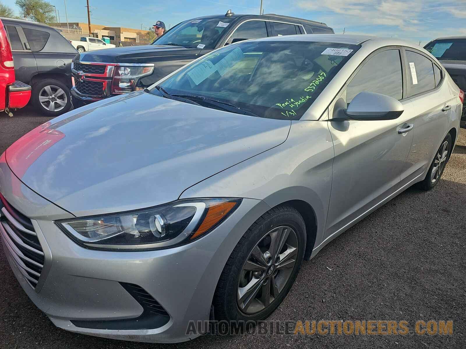 5NPD84LF9HH011627 Hyundai Elantra SE 2017