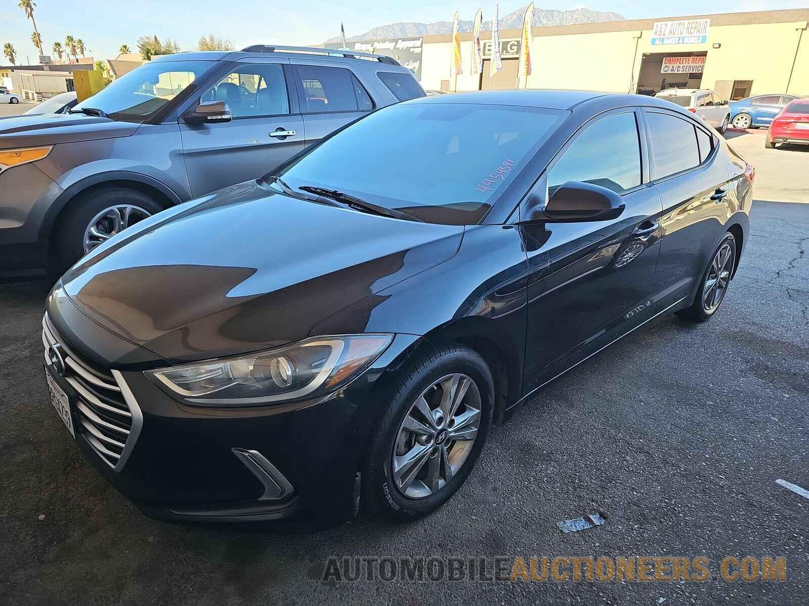 5NPD84LFXHH046306 Hyundai Elantra SE 2017