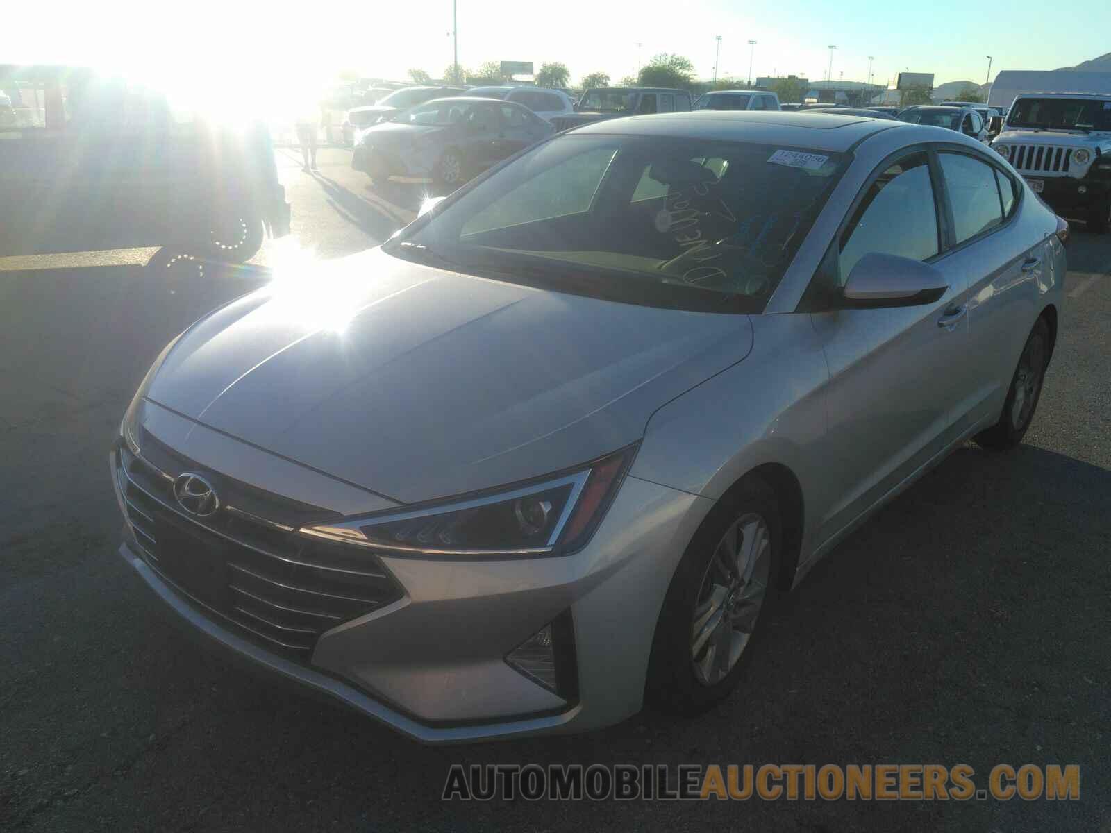 5NPD84LFXKH442100 Hyundai Elantra 2019