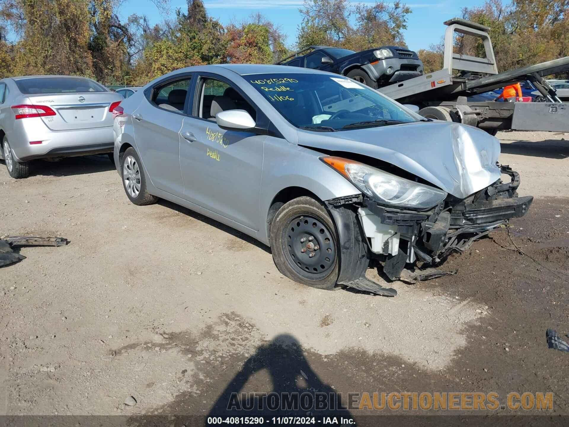 5NPDH4AE0DH189933 HYUNDAI ELANTRA 2013