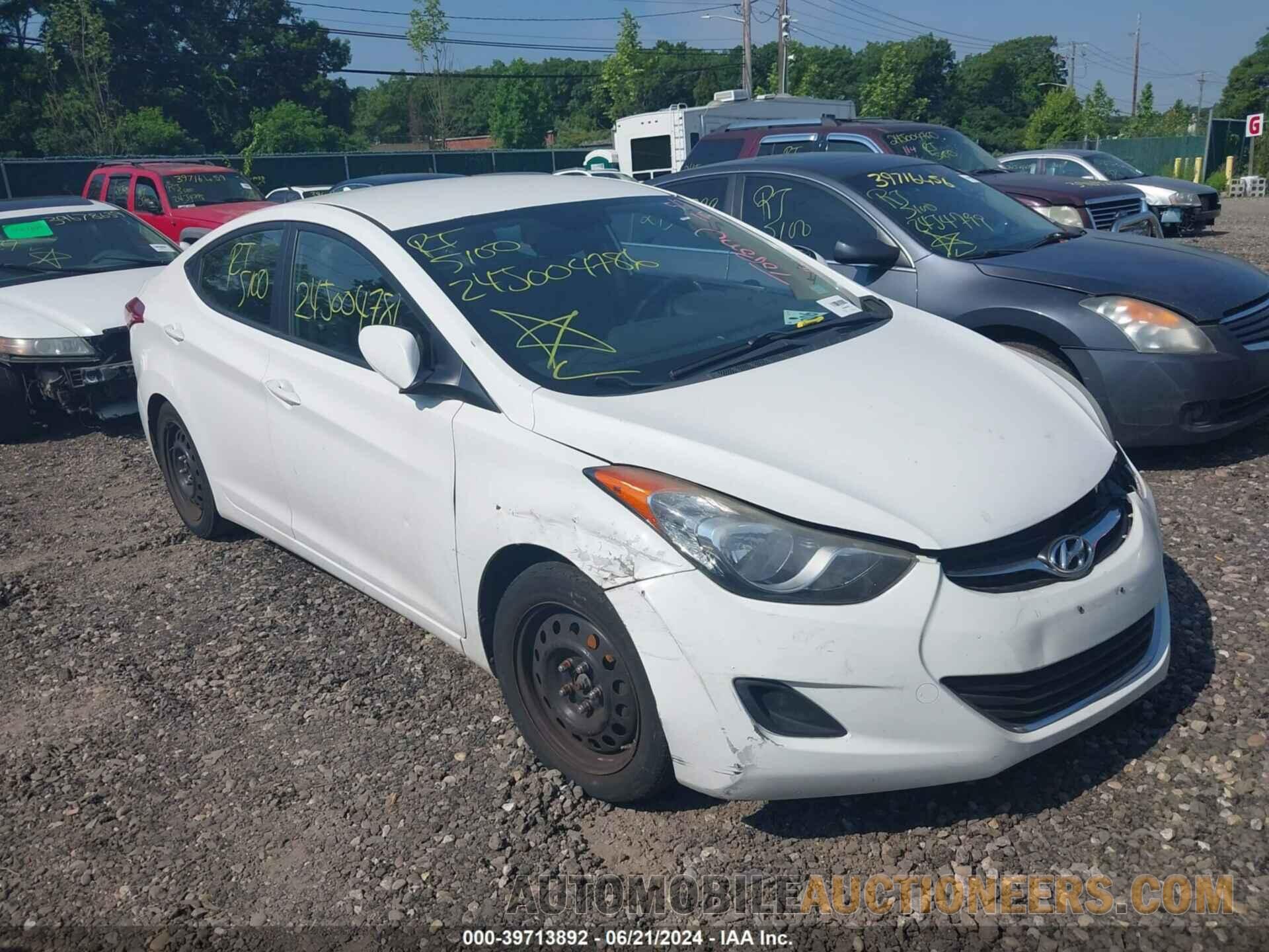 5NPDH4AE0DH192993 HYUNDAI ELANTRA 2013