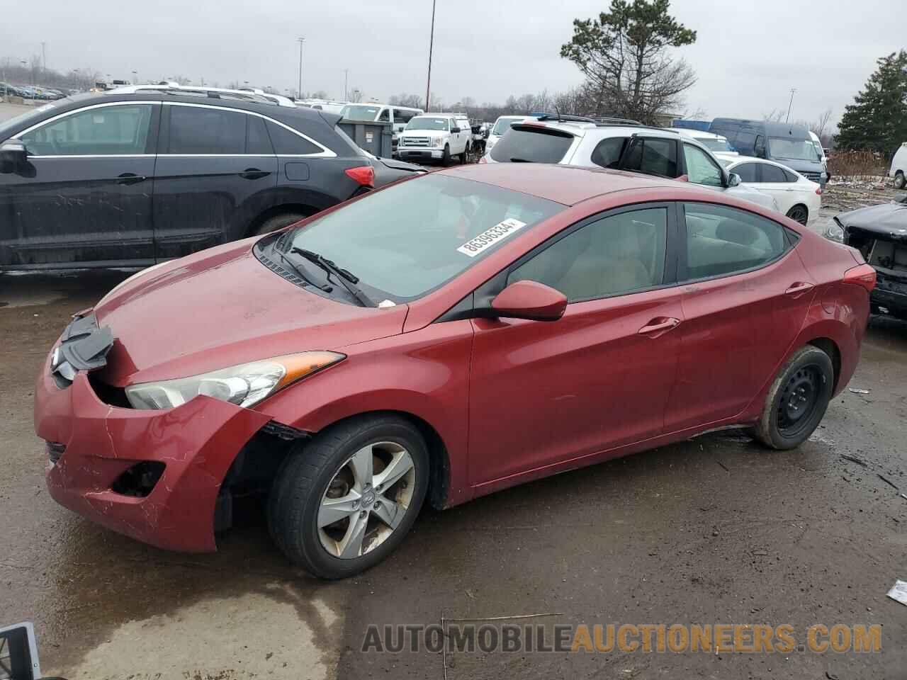 5NPDH4AE0DH239097 HYUNDAI ELANTRA 2013