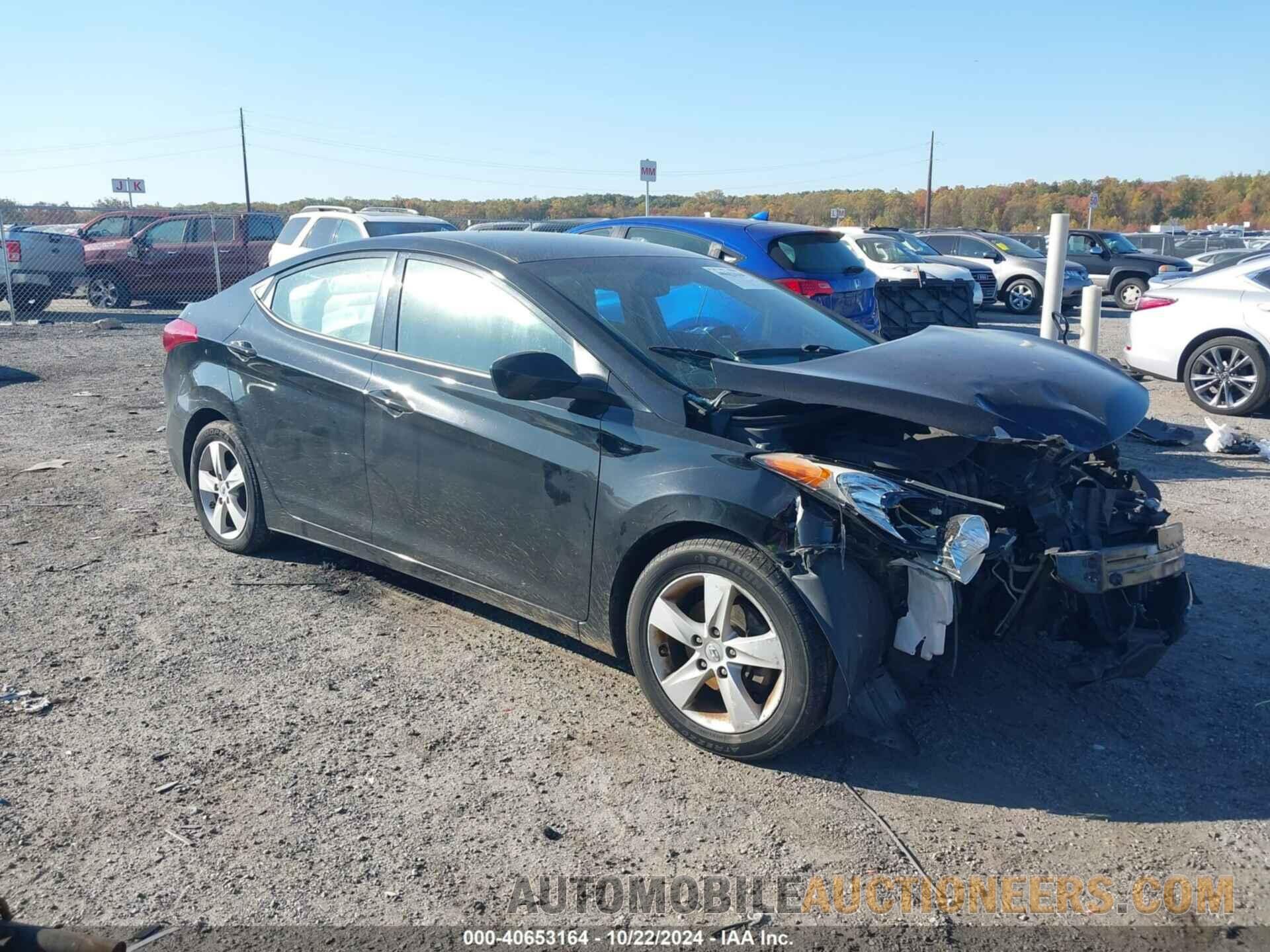 5NPDH4AE0DH260242 HYUNDAI ELANTRA 2013