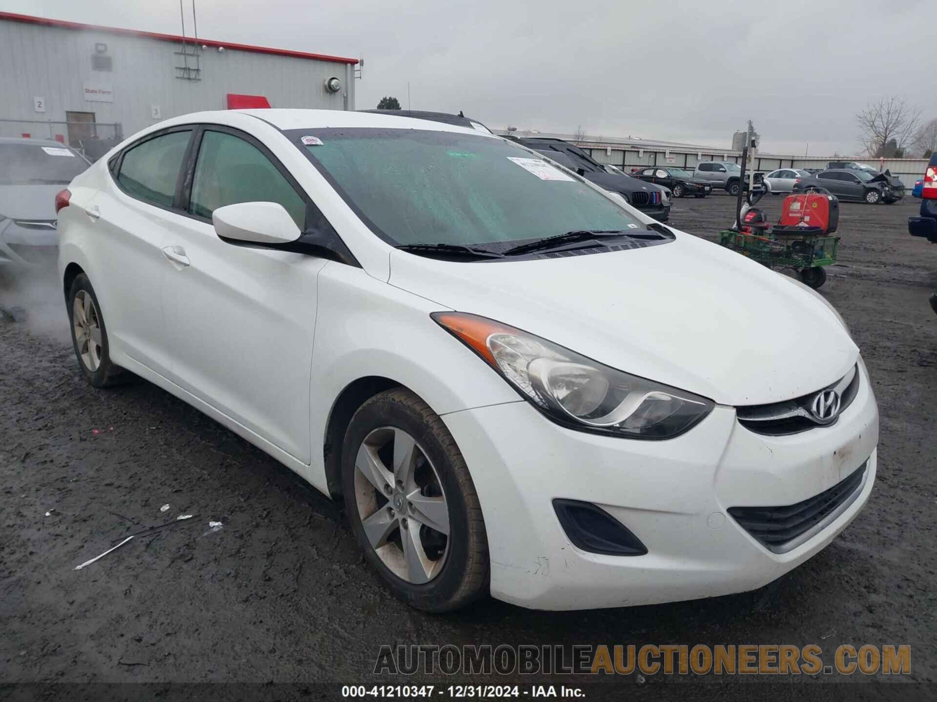 5NPDH4AE0DH334274 HYUNDAI ELANTRA 2013