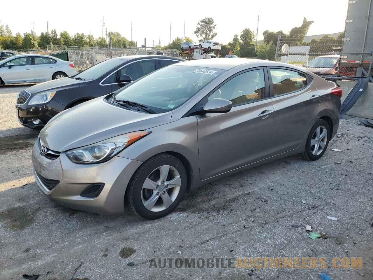 5NPDH4AE0DH362155 HYUNDAI ELANTRA 2013