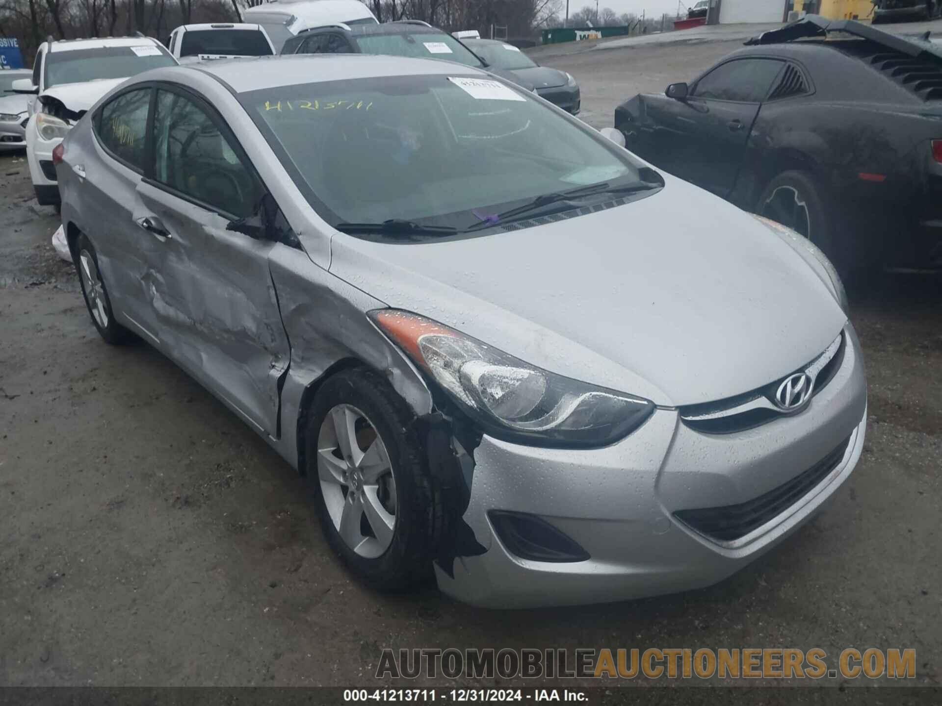 5NPDH4AE0DH371468 HYUNDAI ELANTRA 2013