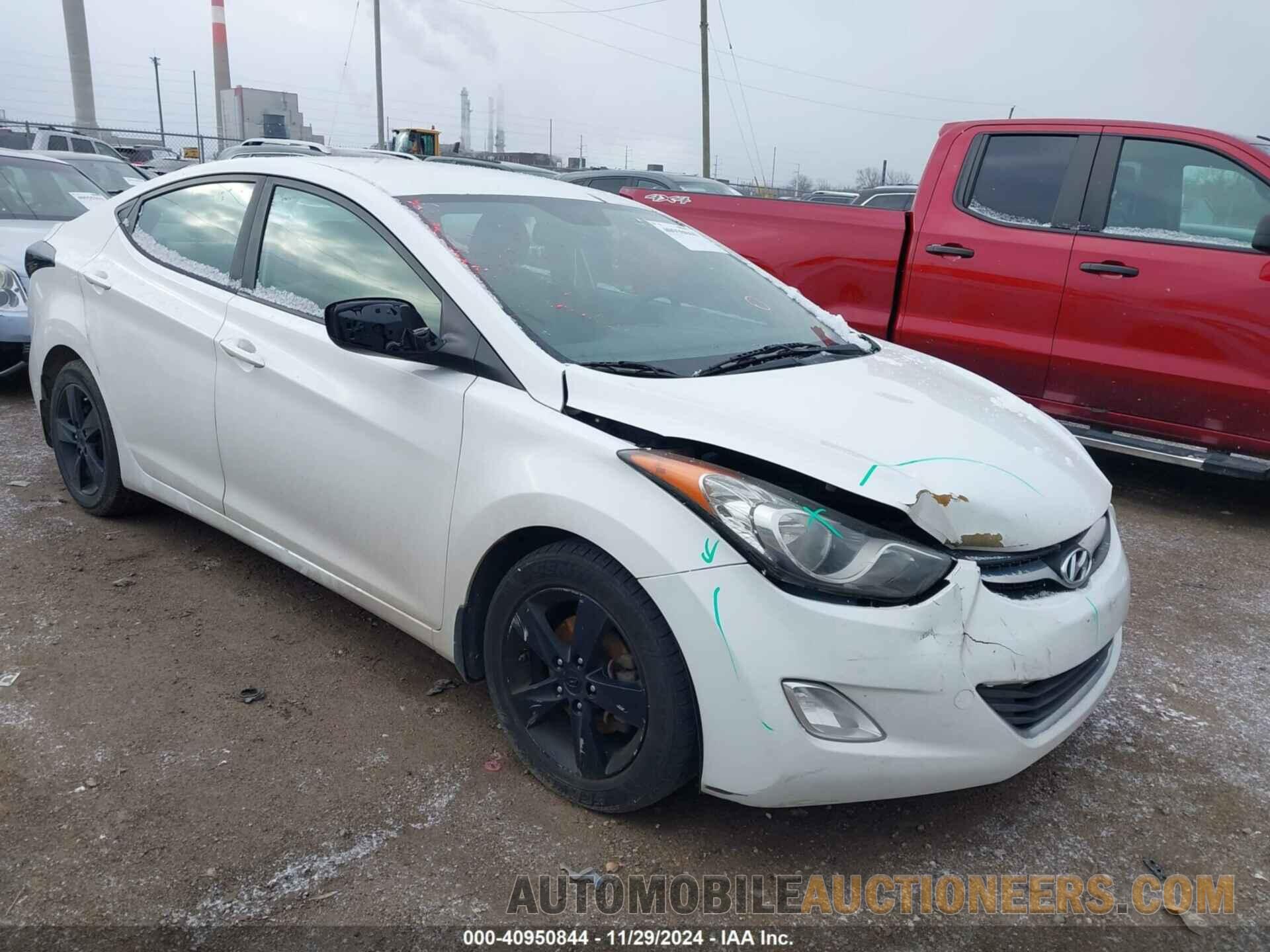 5NPDH4AE0DH403464 HYUNDAI ELANTRA 2013