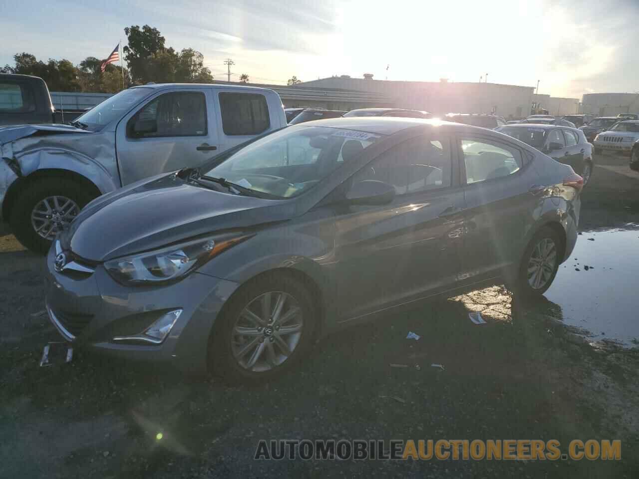 5NPDH4AE0EH490672 HYUNDAI ELANTRA 2014