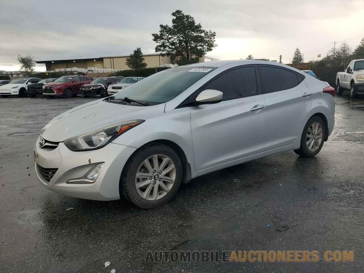 5NPDH4AE0FH602341 HYUNDAI ELANTRA 2015