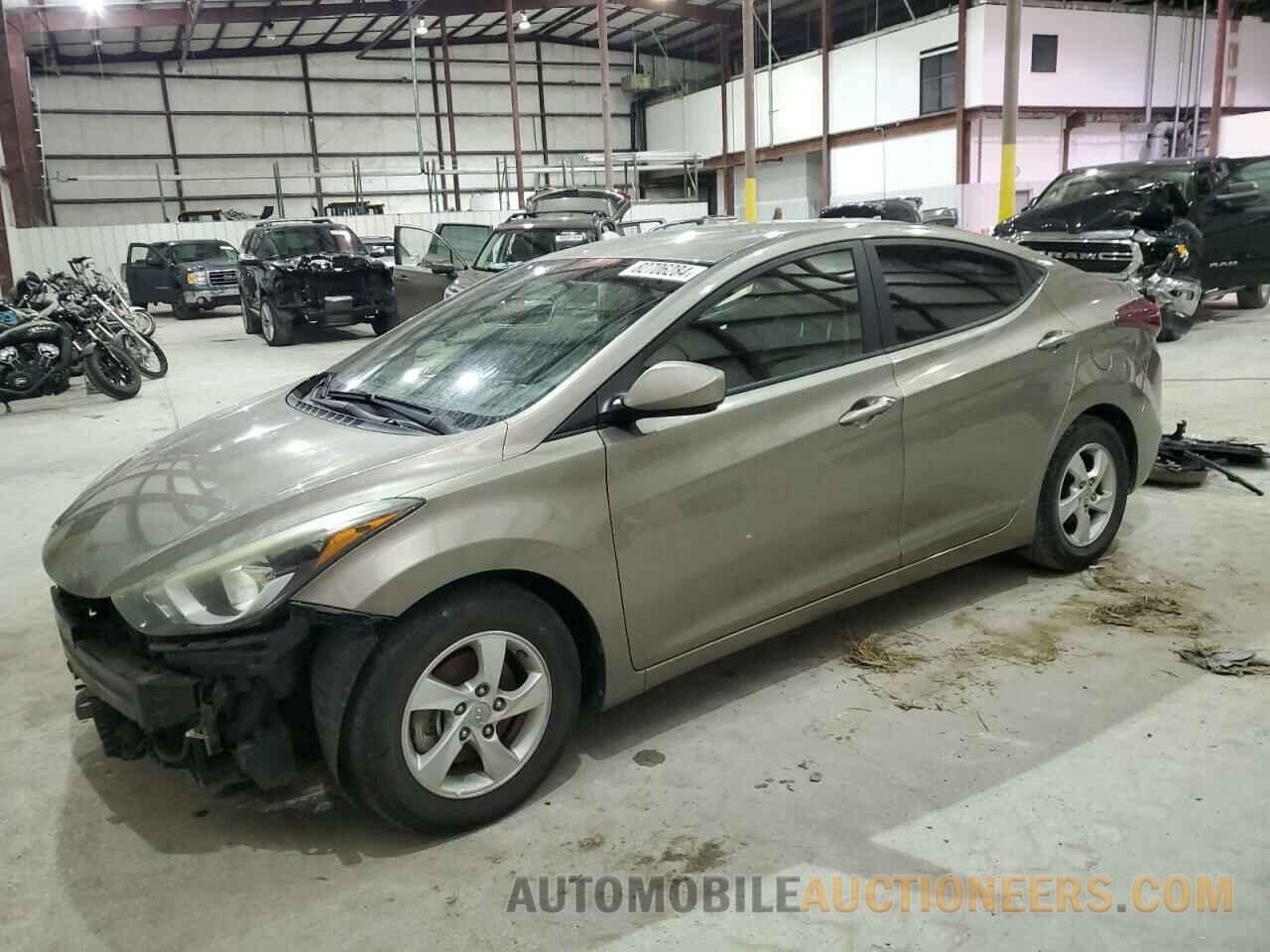 5NPDH4AE0FH635775 HYUNDAI ELANTRA 2015