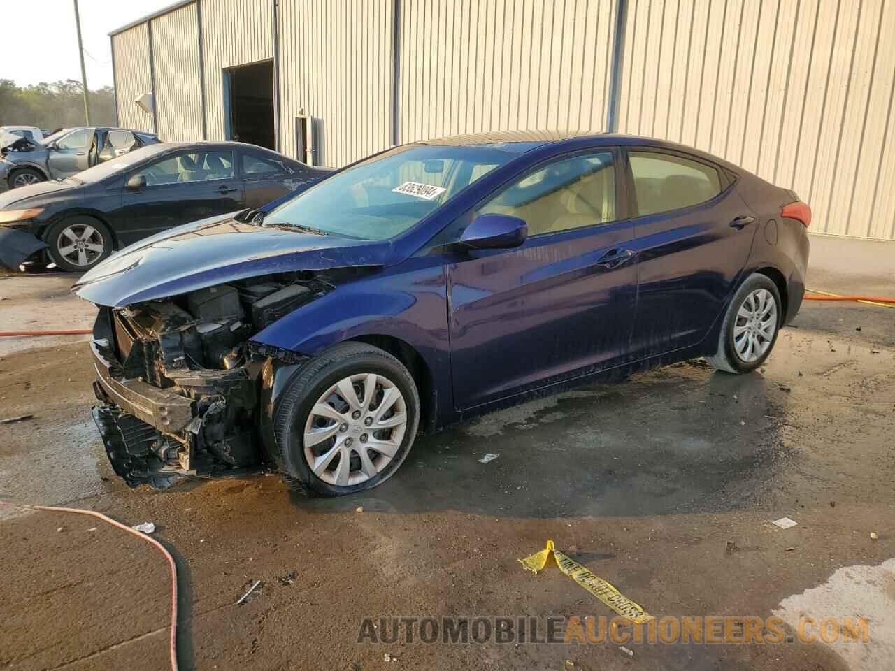 5NPDH4AE1BH057017 HYUNDAI ELANTRA 2011