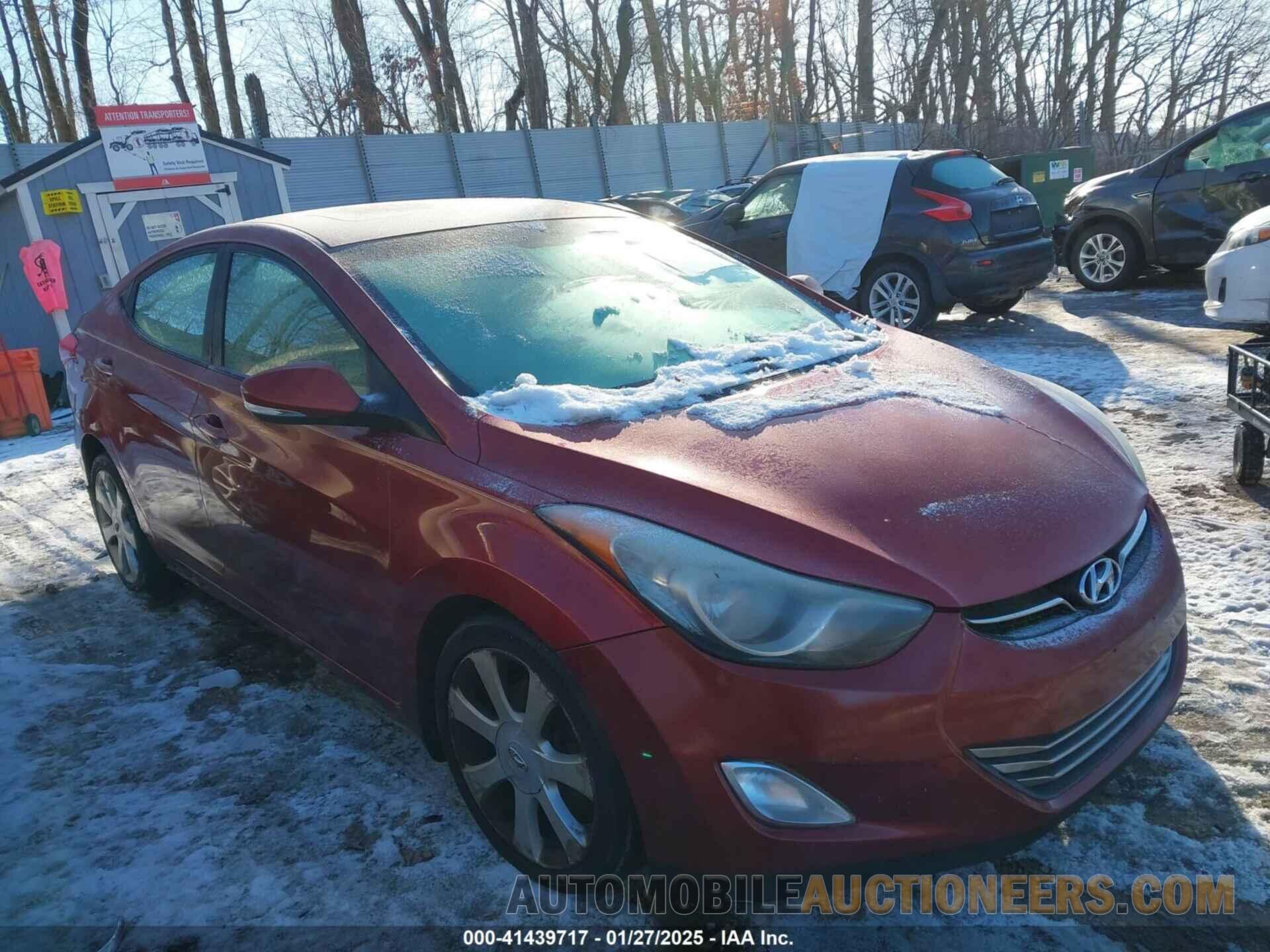 5NPDH4AE1DH236256 HYUNDAI ELANTRA 2013