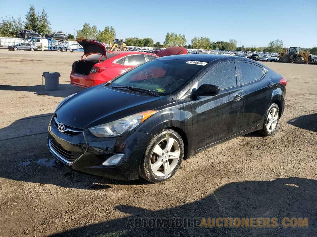 5NPDH4AE1DH295923 HYUNDAI ELANTRA 2013