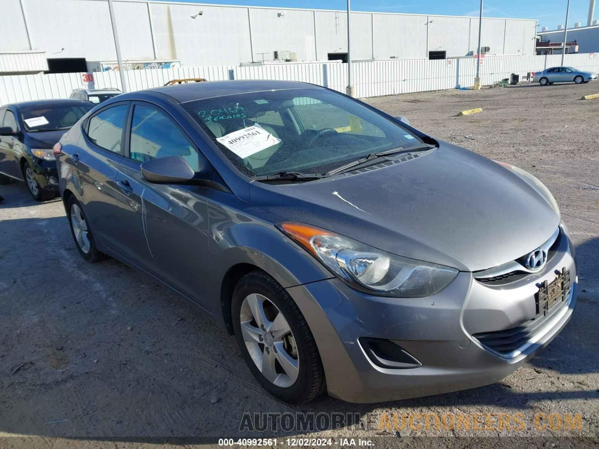 5NPDH4AE1DH302045 HYUNDAI ELANTRA 2013