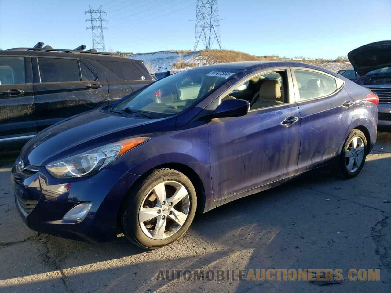 5NPDH4AE1DH311084 HYUNDAI ELANTRA 2013