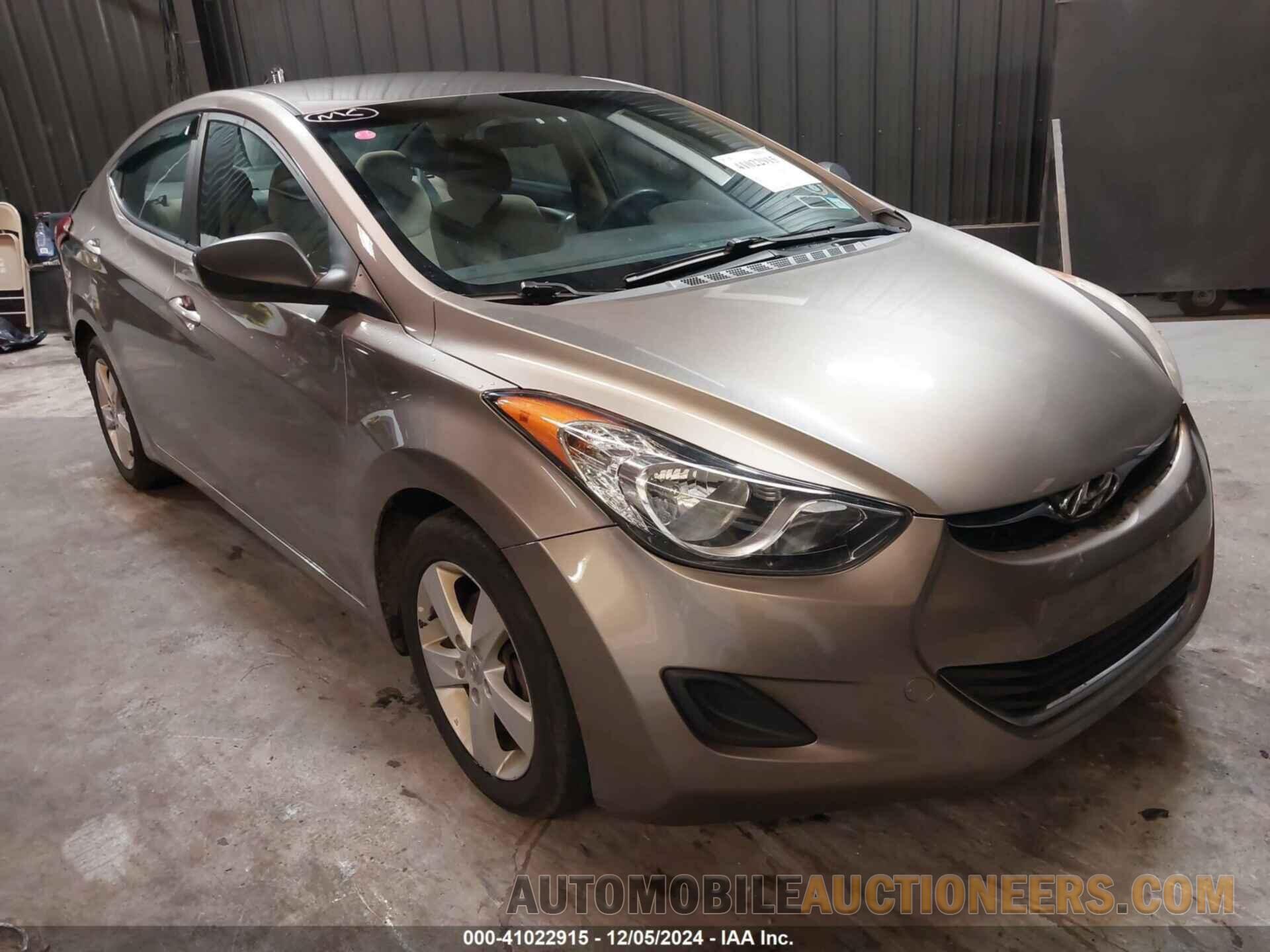 5NPDH4AE1DH391194 HYUNDAI ELANTRA 2013