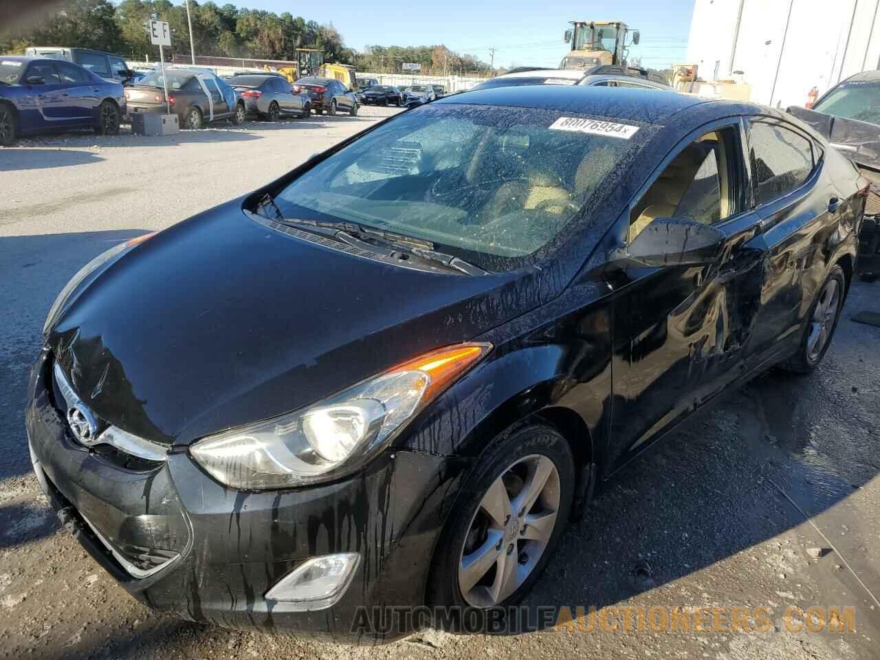 5NPDH4AE1DH395357 HYUNDAI ELANTRA 2013