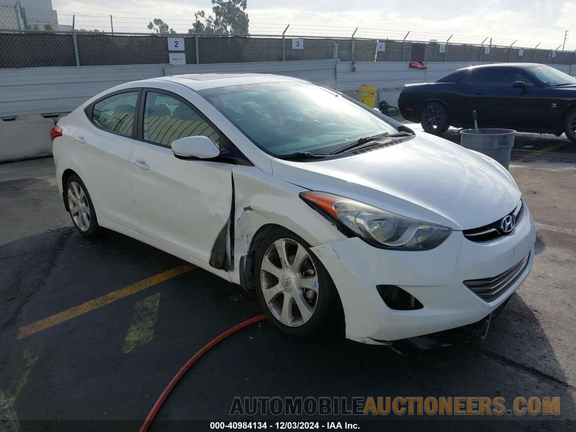 5NPDH4AE1DH422038 HYUNDAI ELANTRA 2013