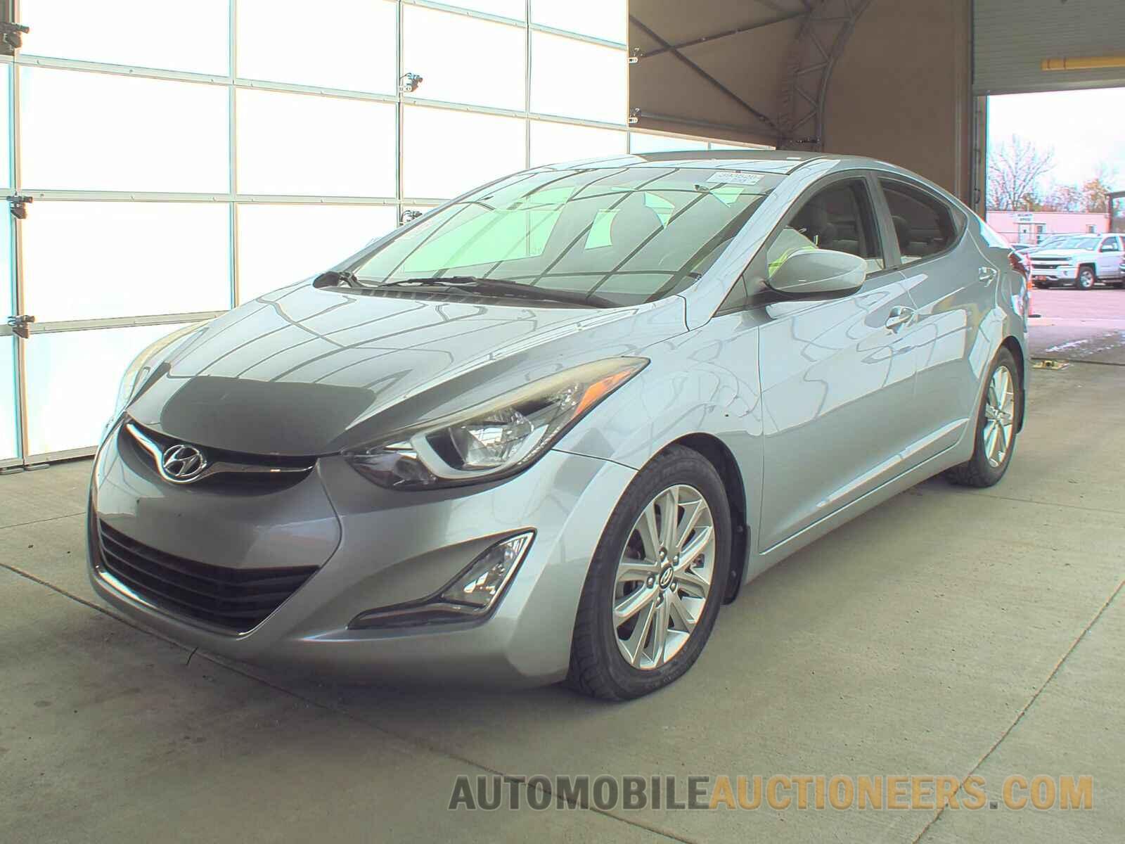 5NPDH4AE1FH621786 Hyundai Elantra SE 2015