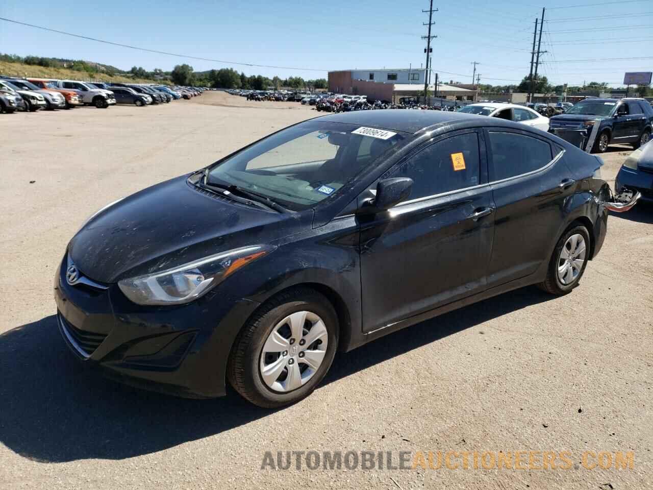 5NPDH4AE1GH720660 HYUNDAI ELANTRA 2016