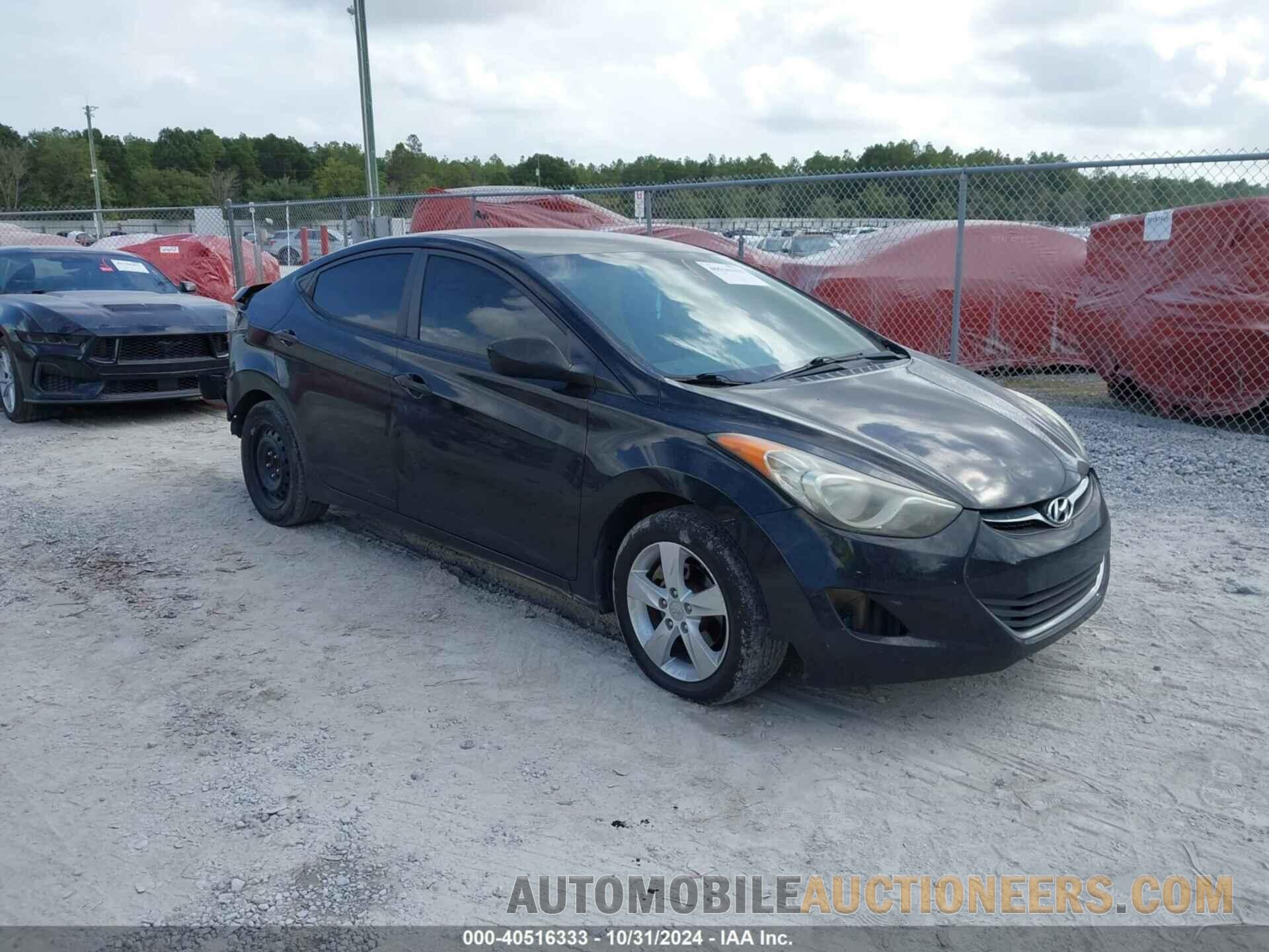 5NPDH4AE2BH000230 HYUNDAI ELANTRA 2011