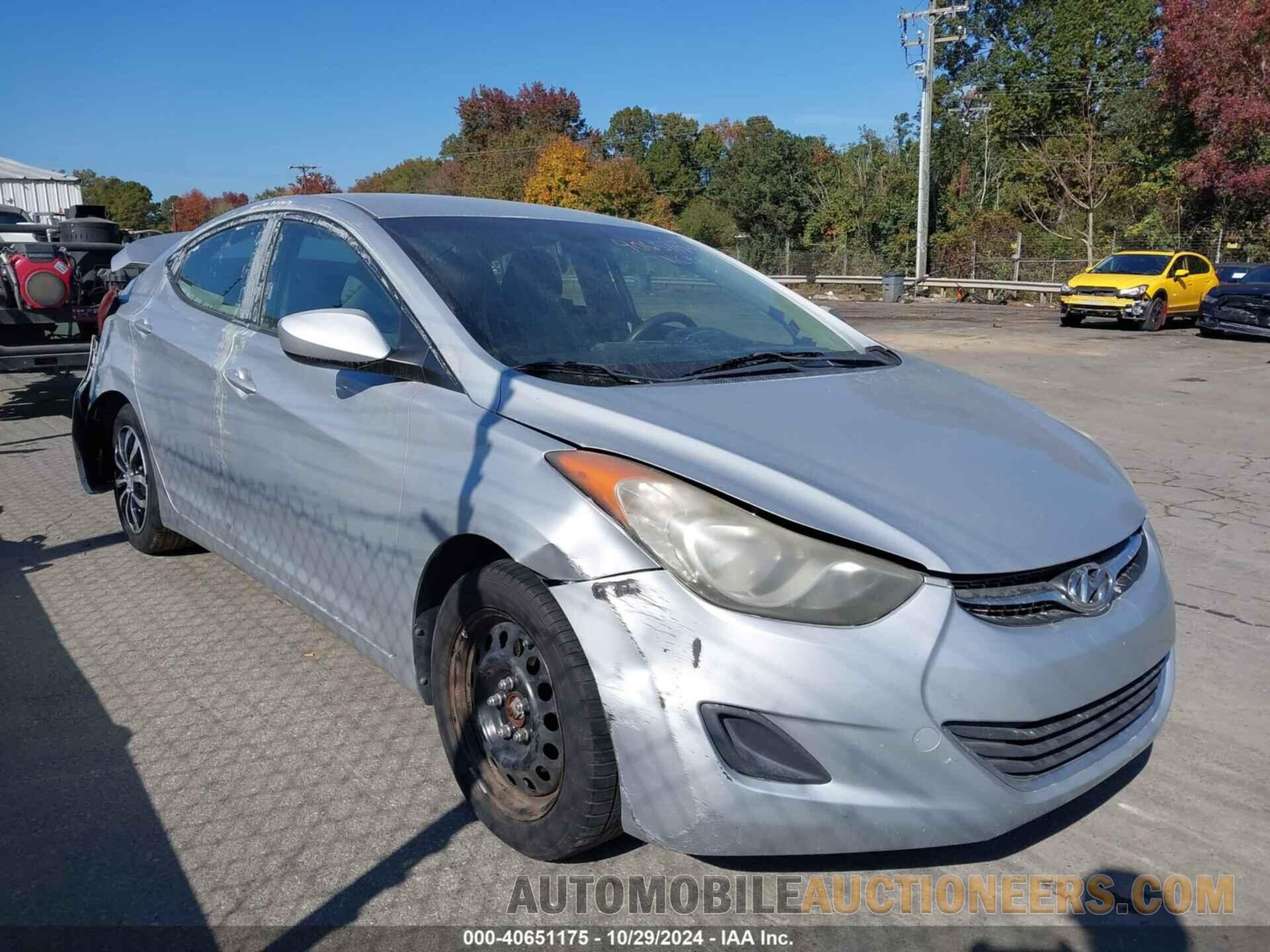 5NPDH4AE2BH029839 HYUNDAI ELANTRA 2011