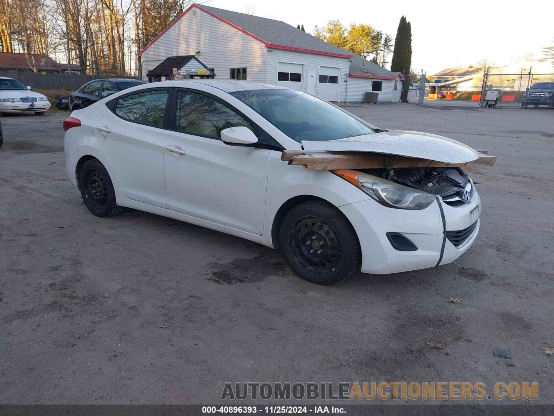 5NPDH4AE2CH073602 HYUNDAI ELANTRA 2012