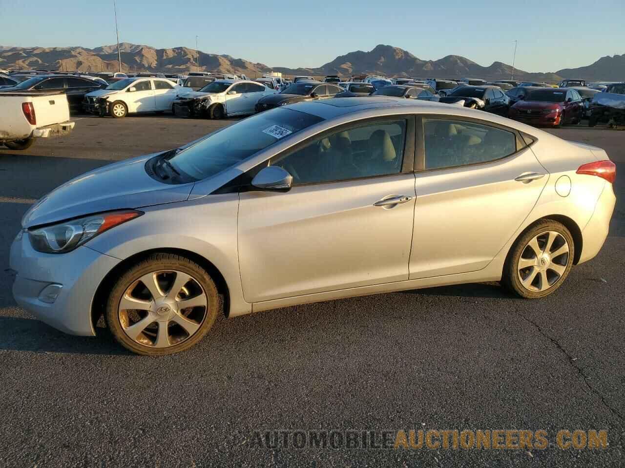 5NPDH4AE2CH097009 HYUNDAI ELANTRA 2012