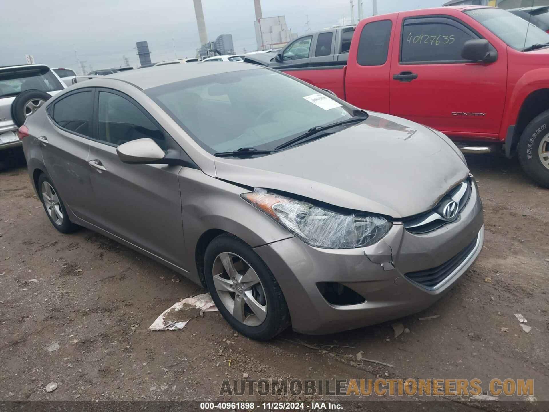 5NPDH4AE2DH184989 HYUNDAI ELANTRA 2013