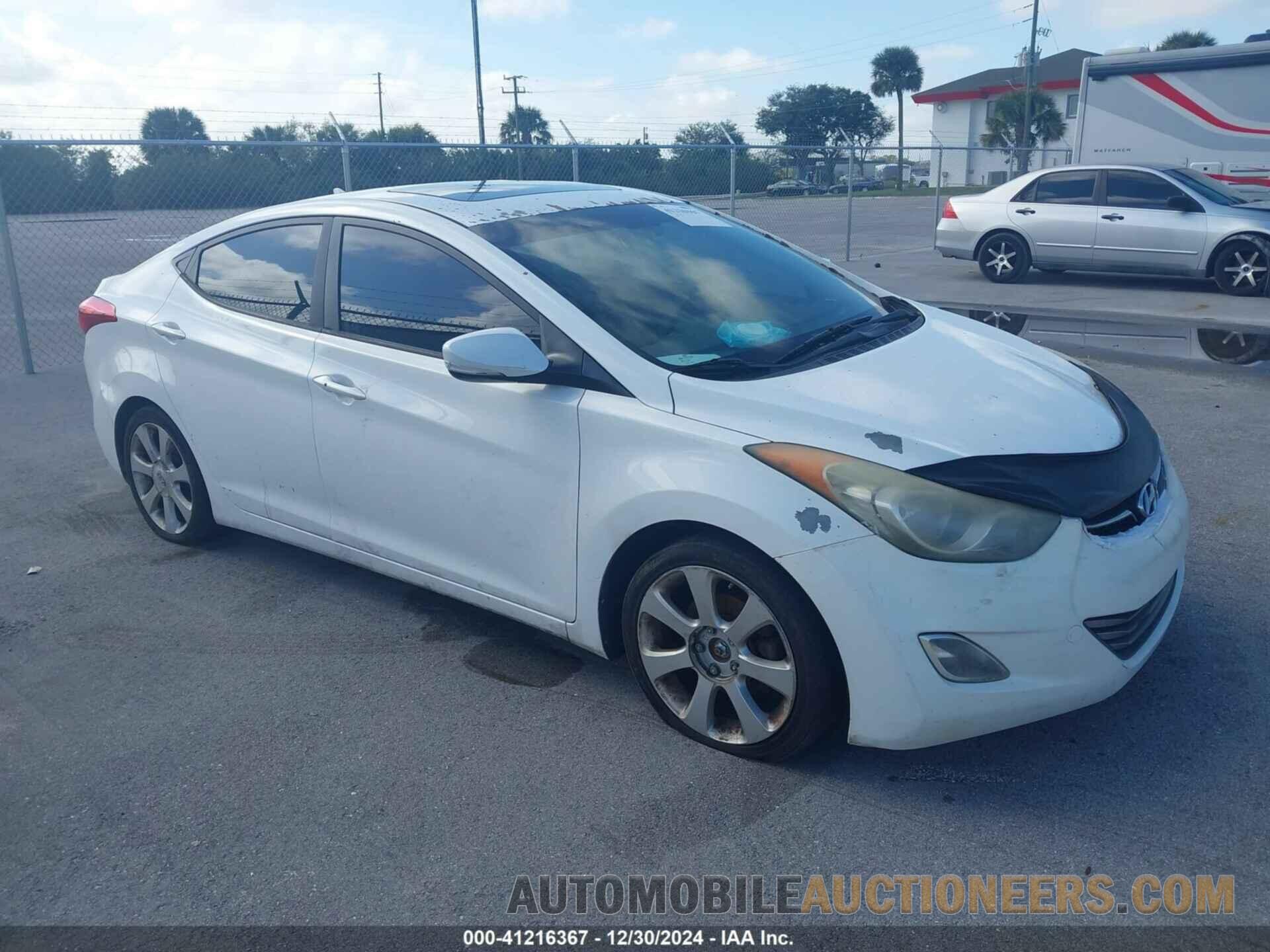 5NPDH4AE2DH187889 HYUNDAI ELANTRA 2013