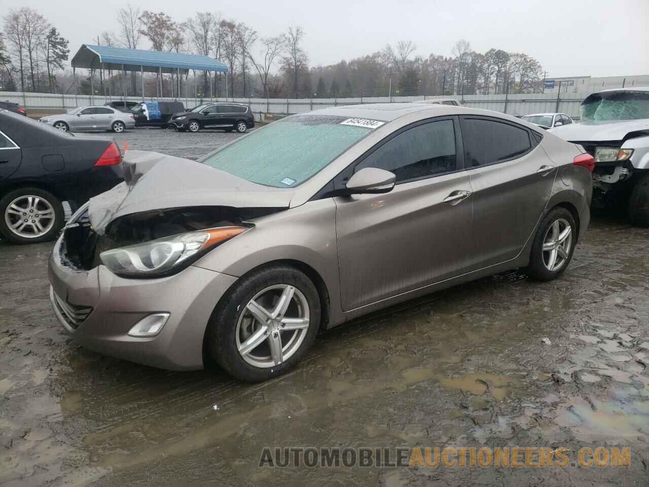 5NPDH4AE2DH224049 HYUNDAI ELANTRA 2013