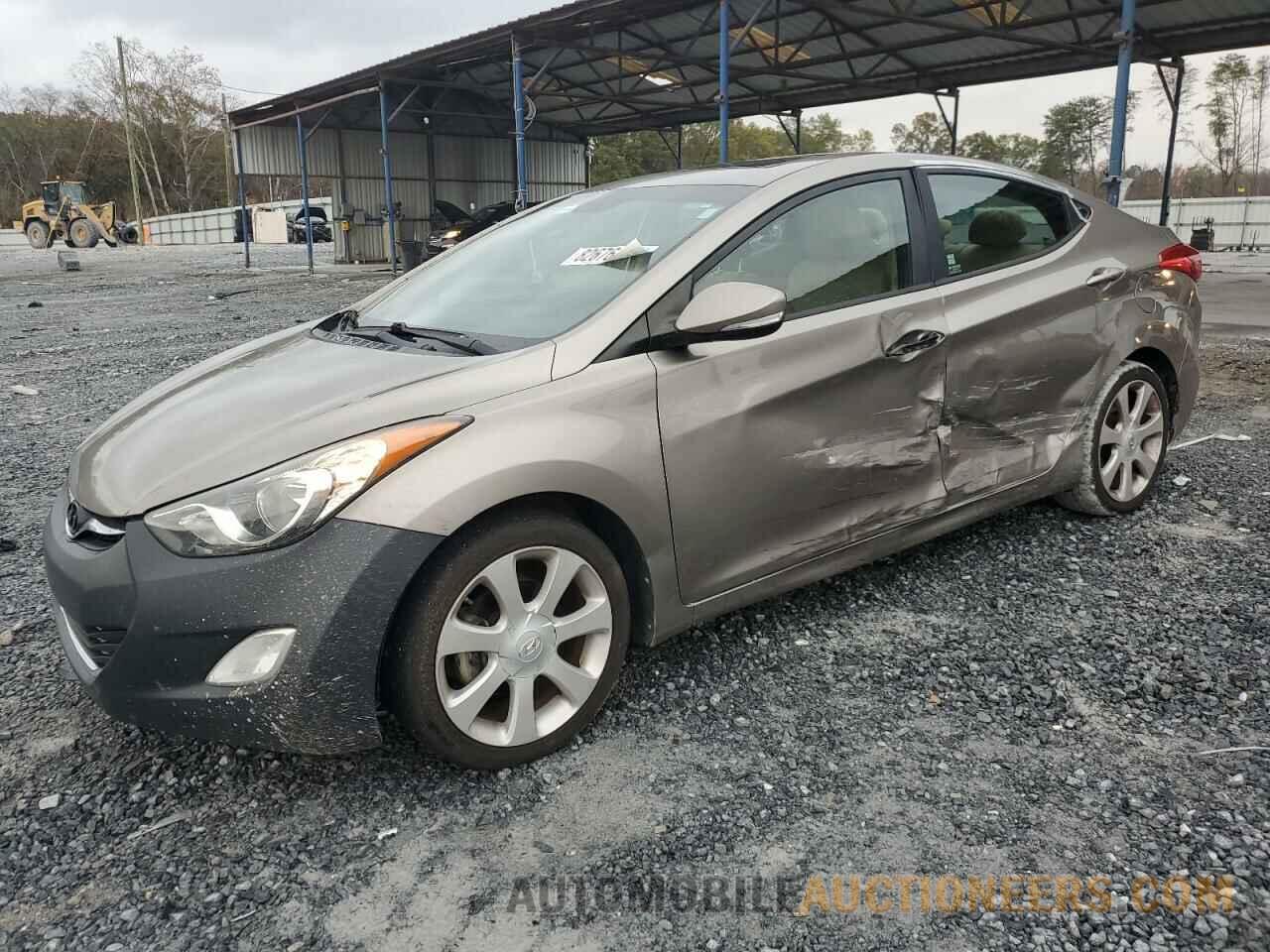 5NPDH4AE2DH267614 HYUNDAI ELANTRA 2013