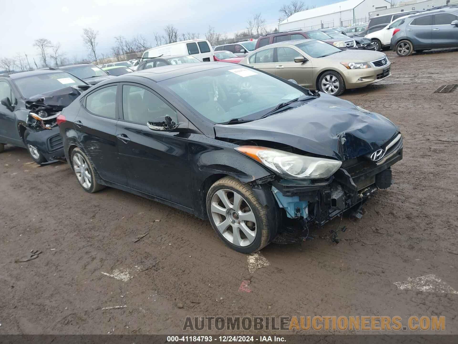 5NPDH4AE2DH328749 HYUNDAI ELANTRA 2013