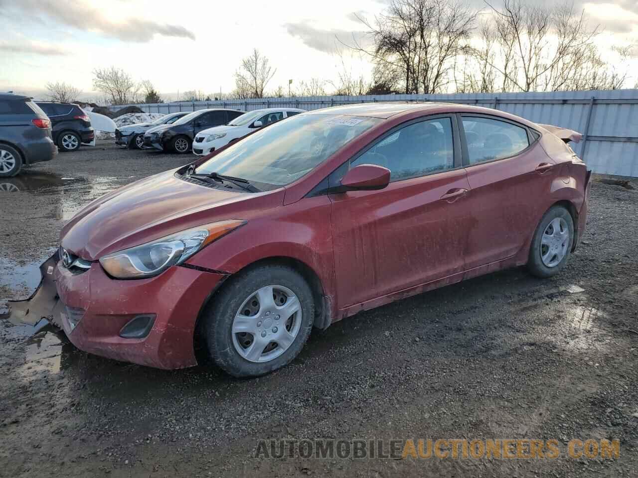 5NPDH4AE2DH388675 HYUNDAI ELANTRA 2013