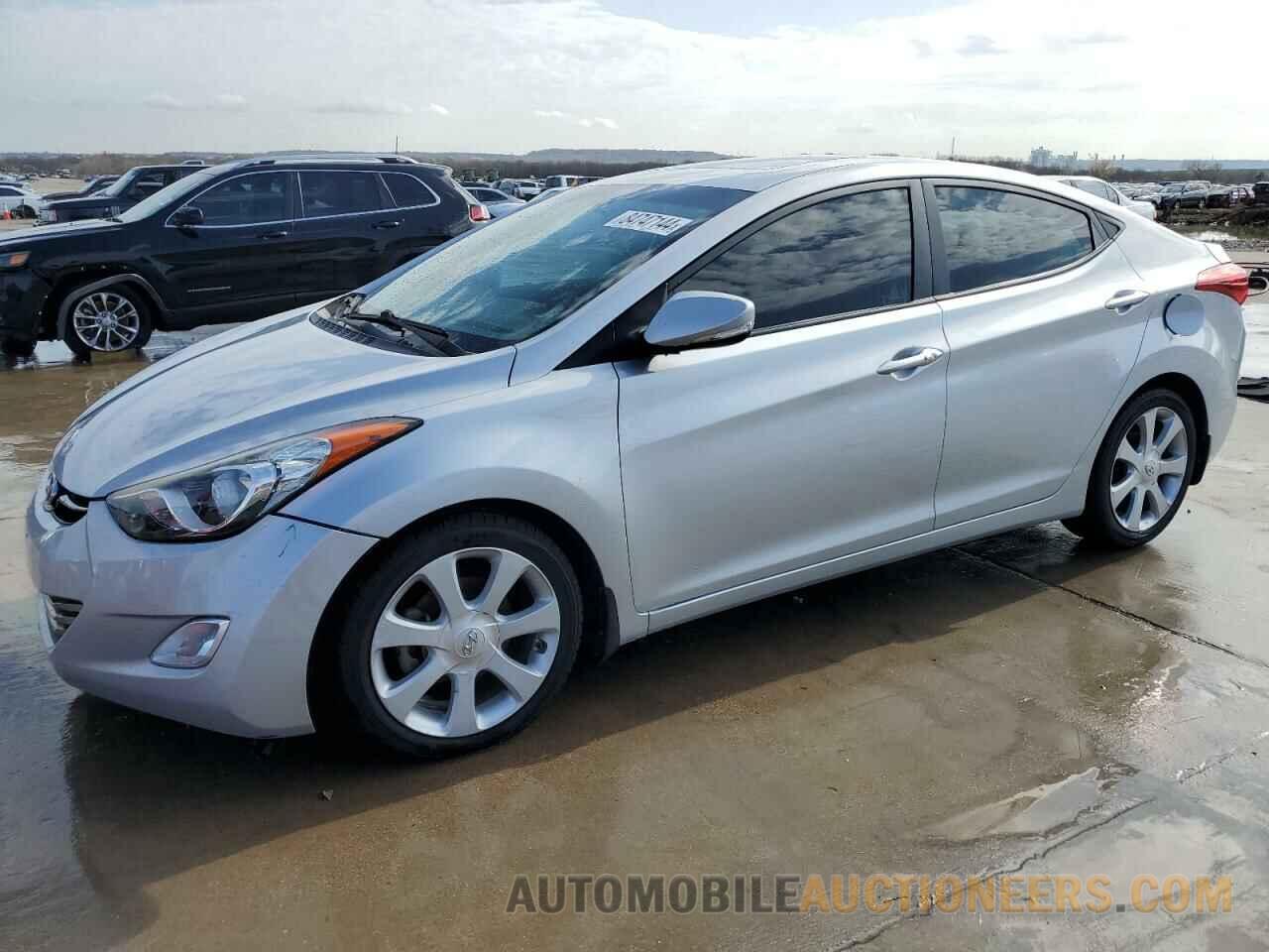 5NPDH4AE2DH424414 HYUNDAI ELANTRA 2013