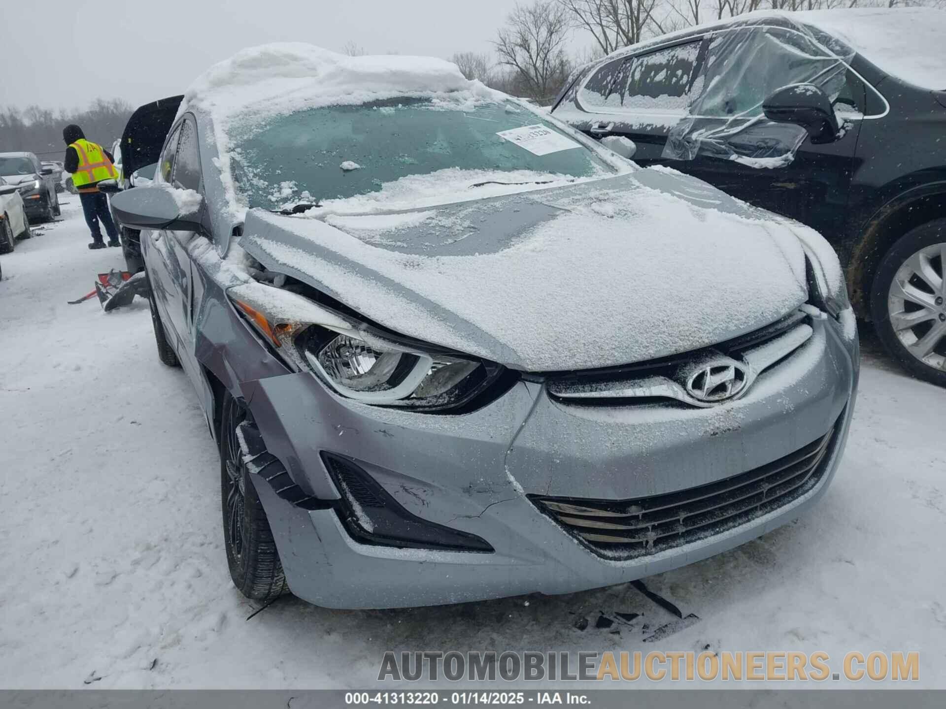 5NPDH4AE2GH751674 HYUNDAI ELANTRA 2016