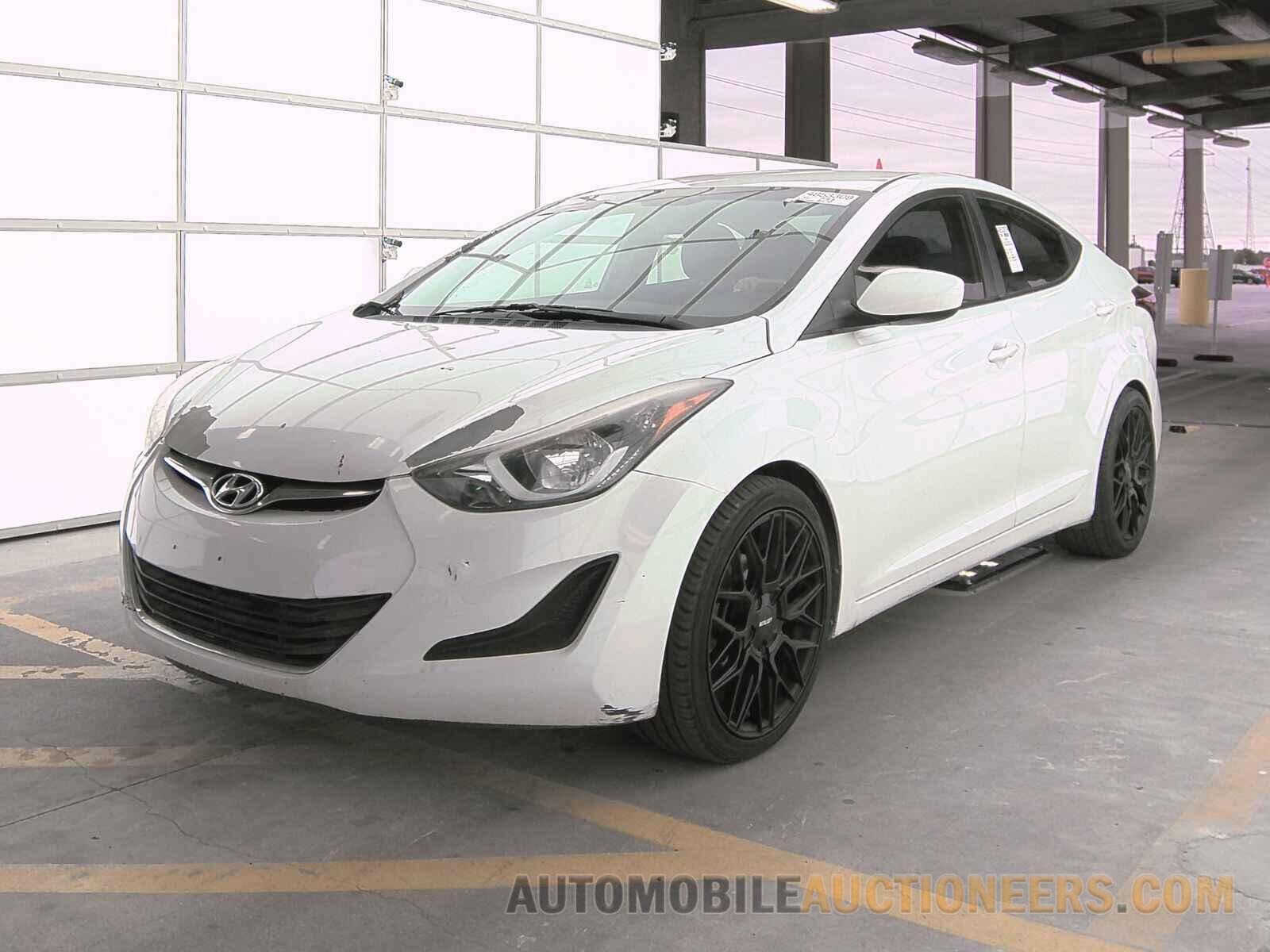 5NPDH4AE2GH760665 Hyundai Elantra 2016