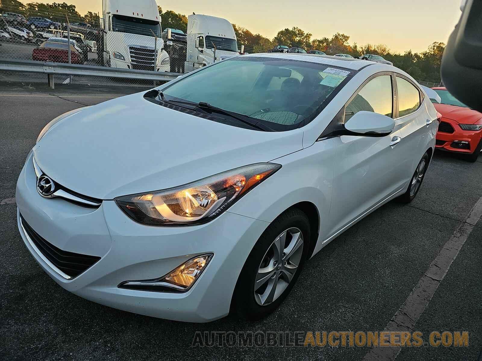 5NPDH4AE2GH778146 Hyundai Elantra 2016