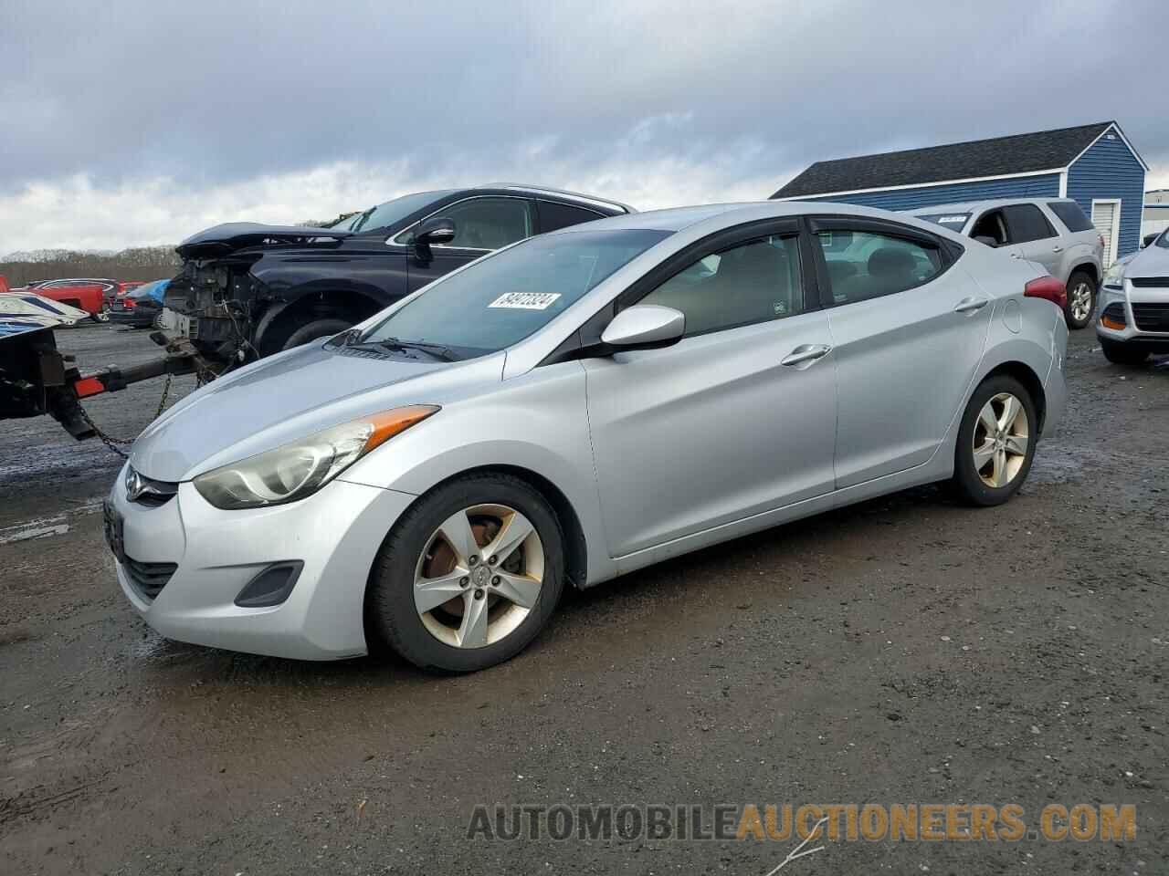 5NPDH4AE3BH018574 HYUNDAI ELANTRA 2011