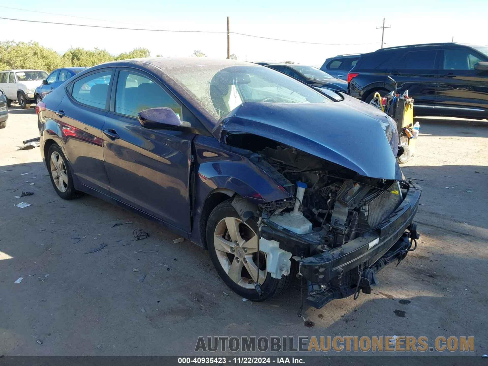 5NPDH4AE3CH064102 HYUNDAI ELANTRA 2012