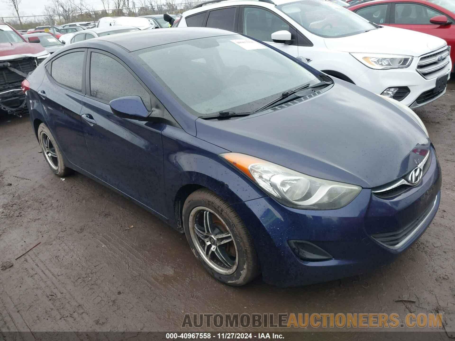 5NPDH4AE3DH154402 HYUNDAI ELANTRA 2013