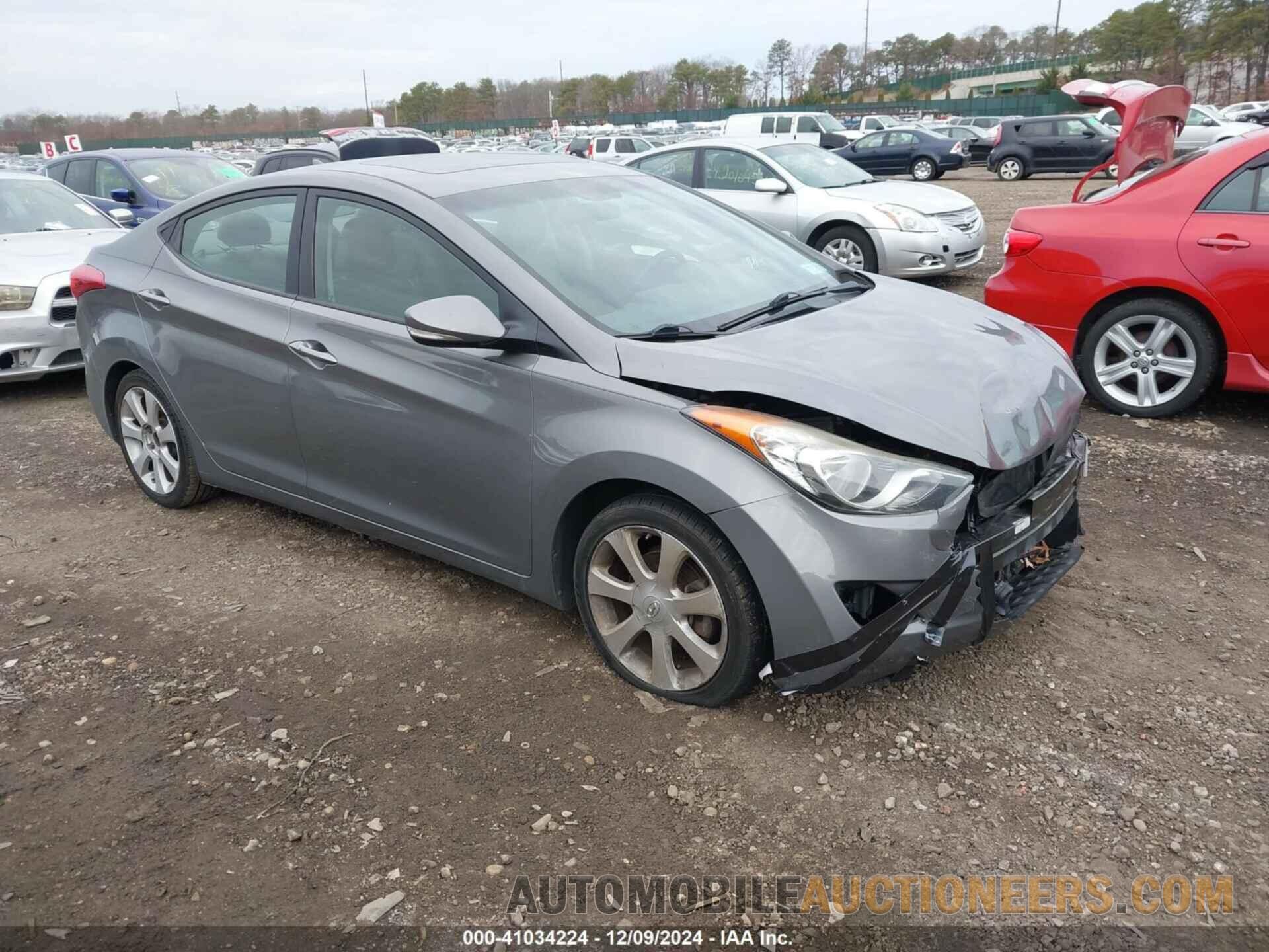 5NPDH4AE3DH269033 HYUNDAI ELANTRA 2013