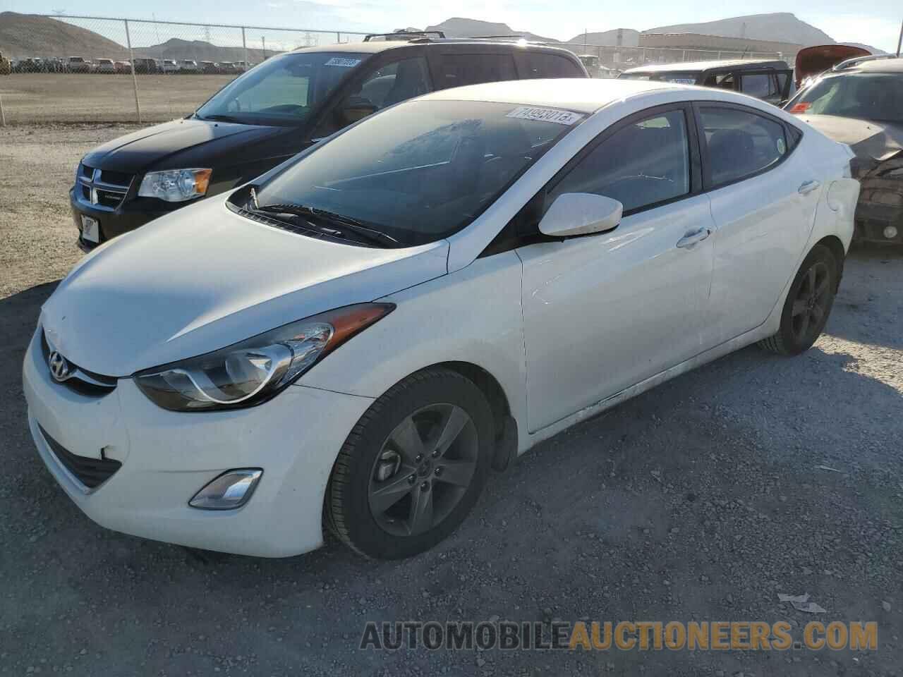 5NPDH4AE3DH289413 HYUNDAI ELANTRA 2013